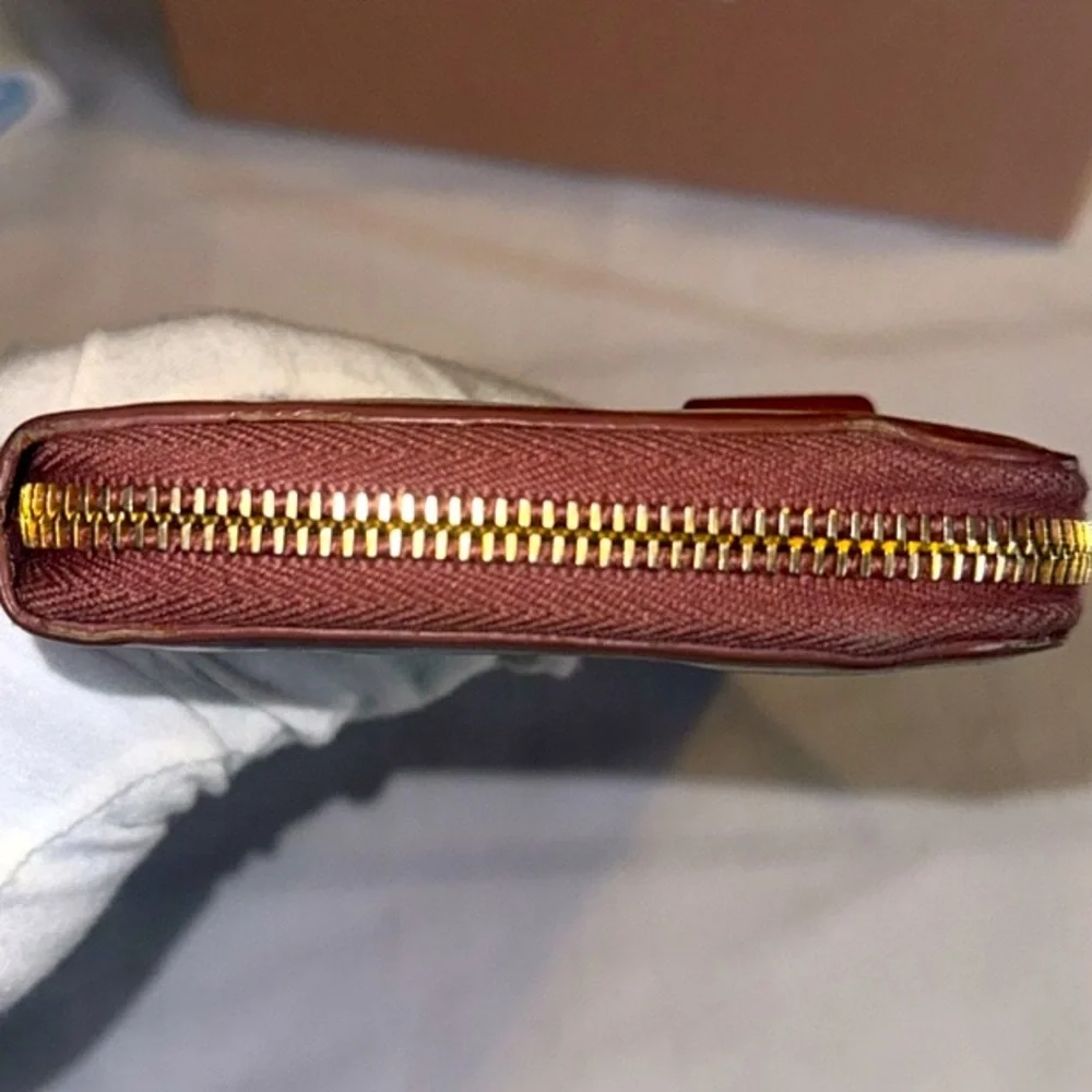 MIU MIU Tanish-Mauve Enamel Leather Long Wallet w/Box & Tissue. Authentic, EUC